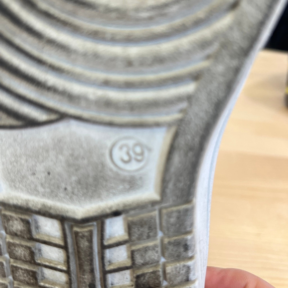 Black High Top Sneakers Size EU 39 / US Women’s 8 / Men’s 6.5 - Picture 7 of 7